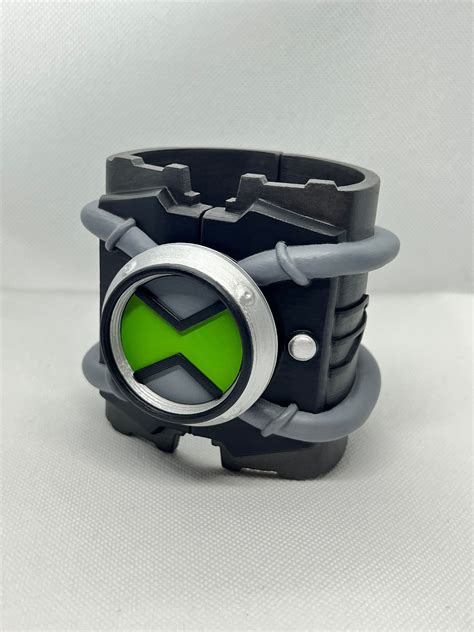 ben 10 real watch toys.